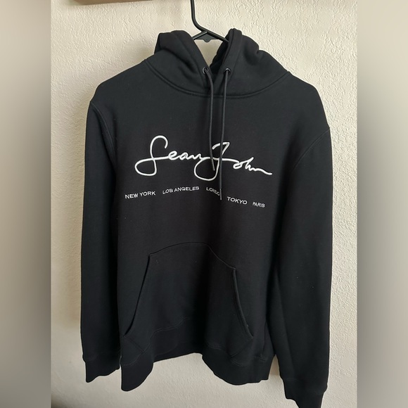 Sean John signature script hoodie - Picture 2 of 5